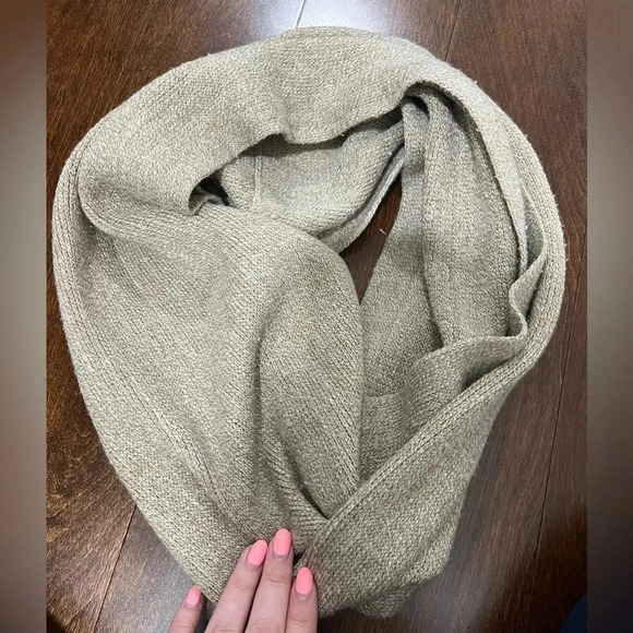 Calvin Klein Accessories - Calvin Klein Women’s Infinity Scarf